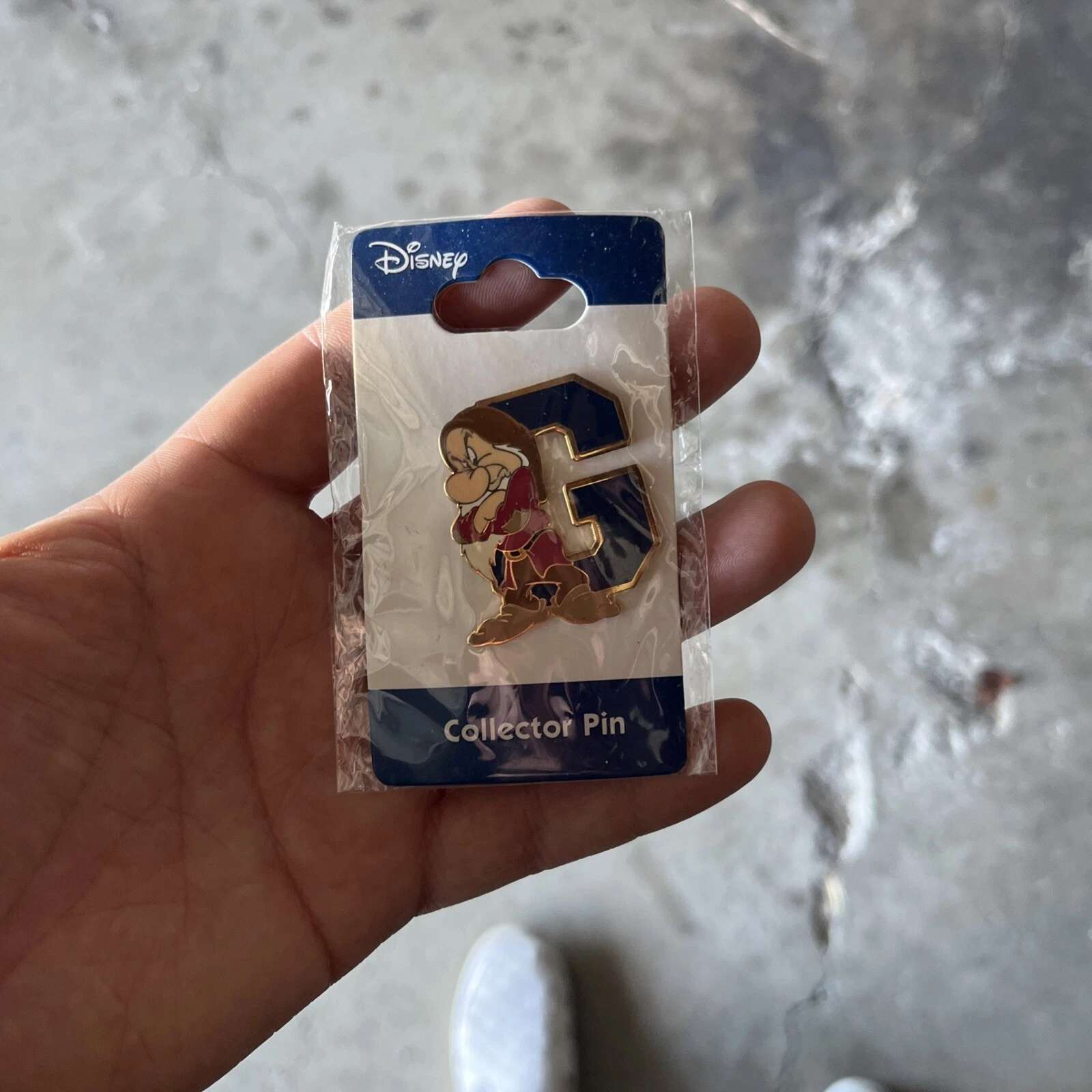 Disney Snow White 7 Dwarfs Dwarf Angry Grumpy with Letter G Pin from 2006