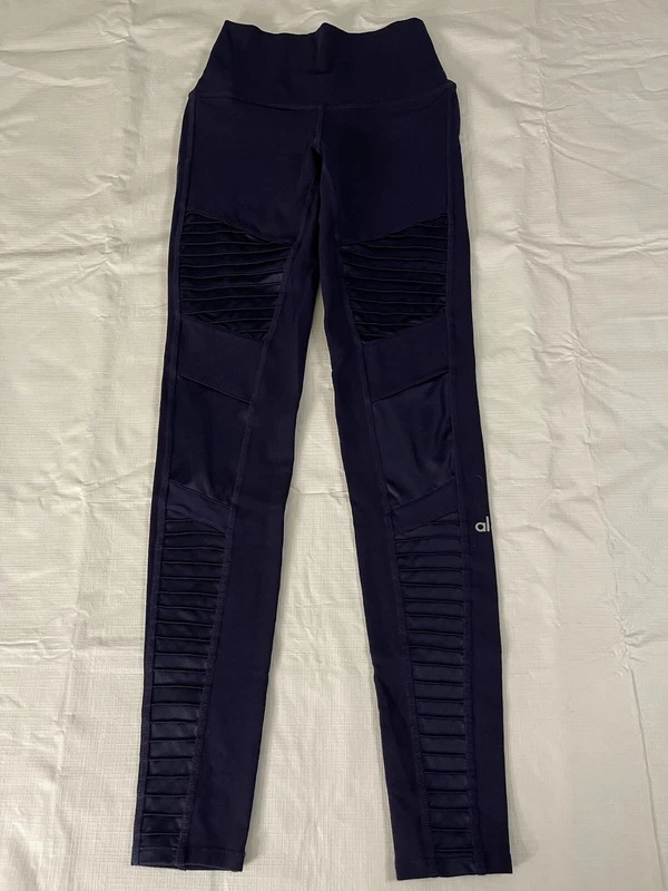 alo-yoga moto leggings
