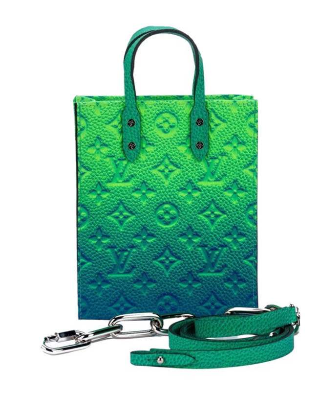 Louis Vuitton シュシュ 緑・青 Made in Italy Louis Vuitton x Abloh Green Blue Mini Sac Plat Leather