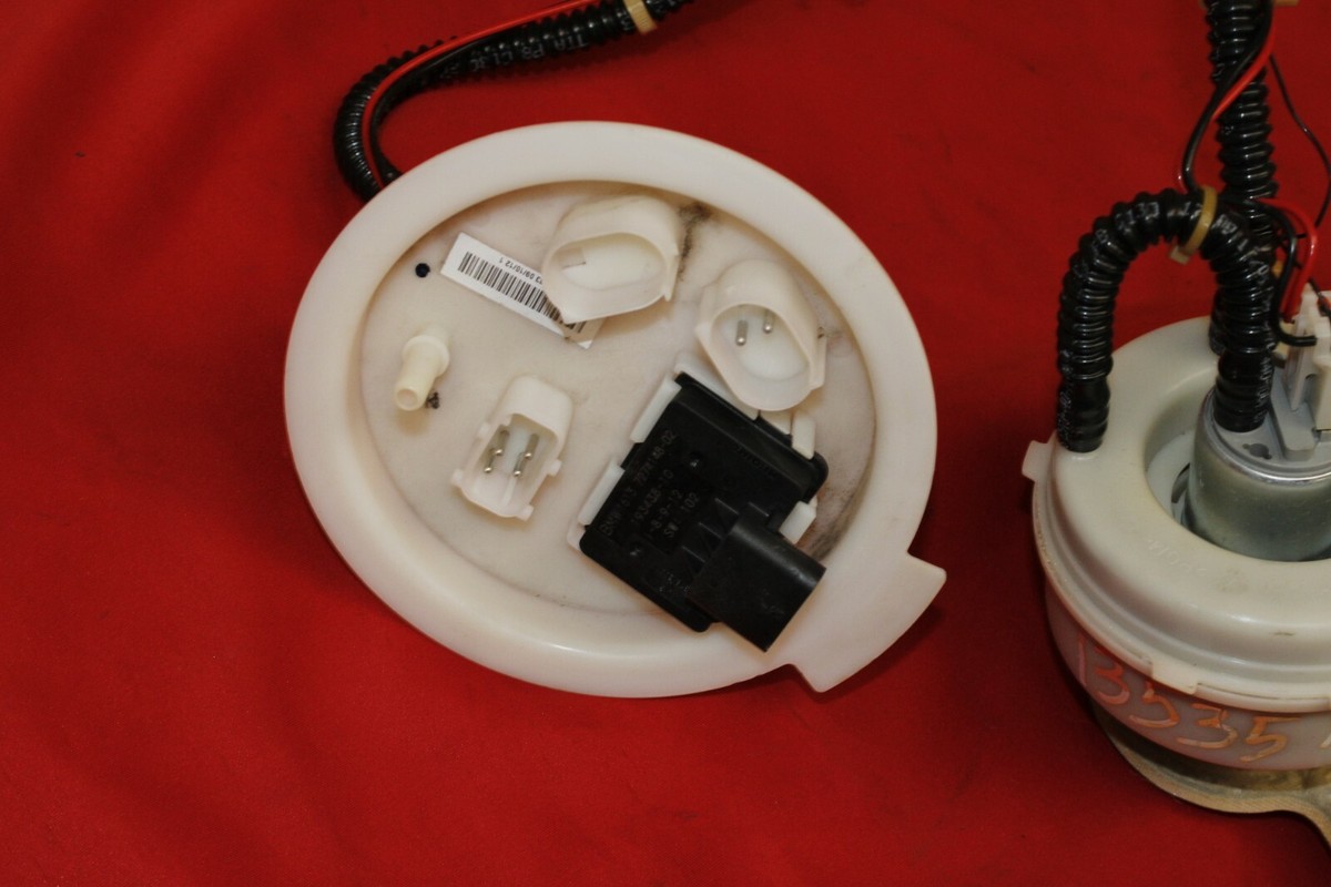 Fuel Pump Sender Unit Assy OEM BMW F12 F13 F06 650i 640i 7308433 