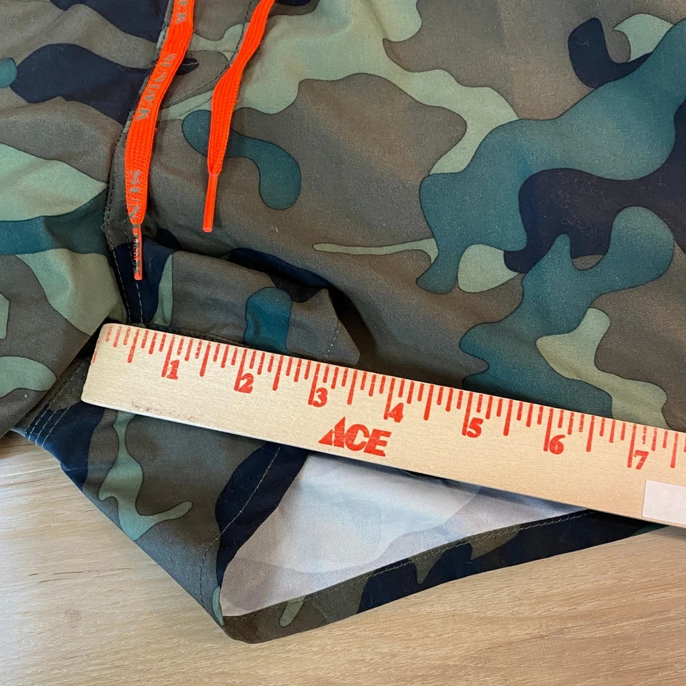 Bañador Sundek camuflado para hombre pequeño naranja ribete cintura elástica bolsillos con cordón Foto 4 de 4