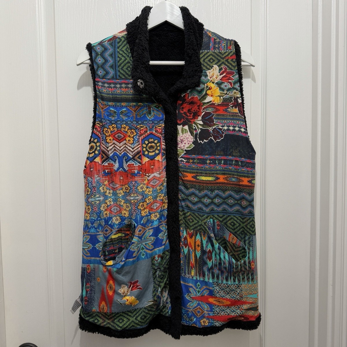 Jonny Was Reversible Black Sherpa & Colorful Floral Aztec Boho Festival Vest Med