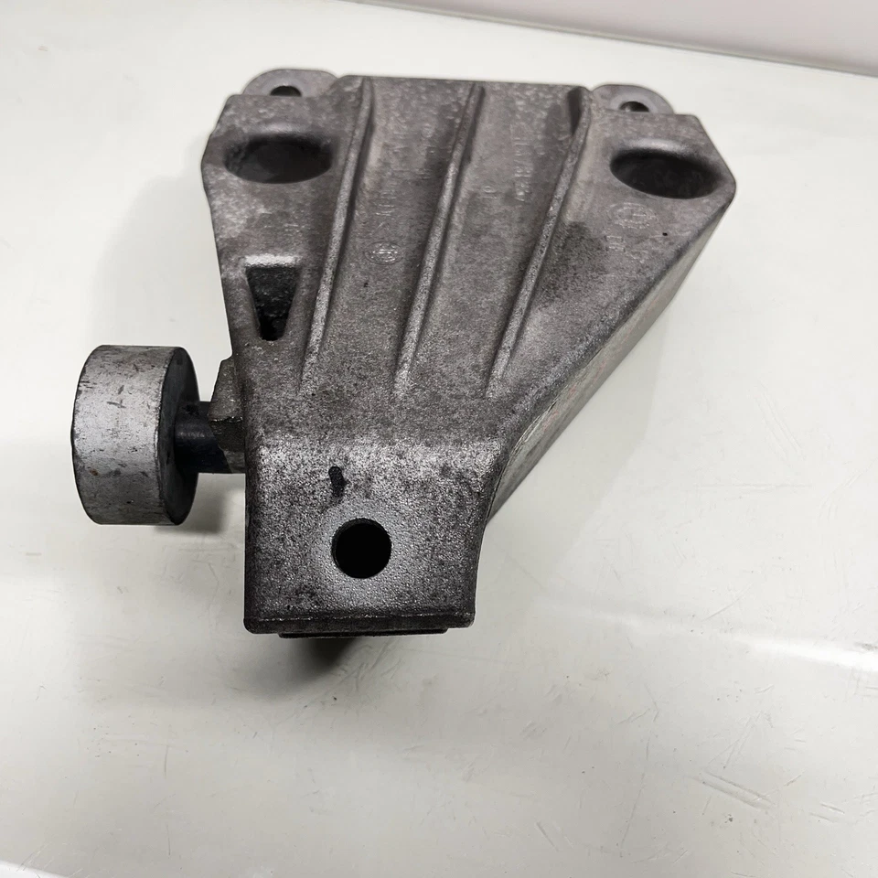 OEM 2011-2016 BMW 535I XDRIVE F10 3.0L N55 MOTOR DELANTERO IZQUIERDO SOPORTE MONTAJE Foto 3 de 4