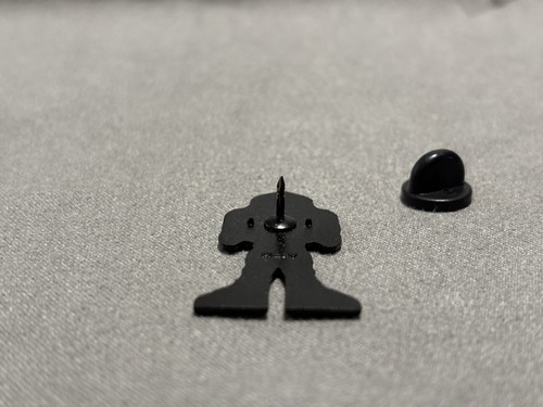 Pinzcity Lil Wayne Aux pack Scare Bear Hat Pin Welcome To The Carter Tour - Picture 18 of 18