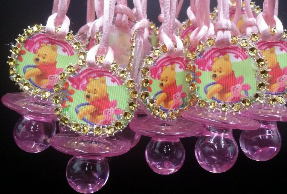 12 peças~chá de bebê~WINNIE the Pooh and leitão chupeta colares, prêmios de jogo, presente - Imagem 2 de 4