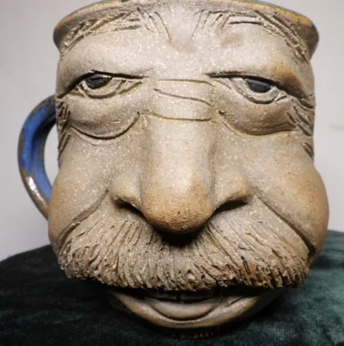 A&A POTTERY 3D FACE STONEWARE MUG EXCELLENT CONDITION SIGNED