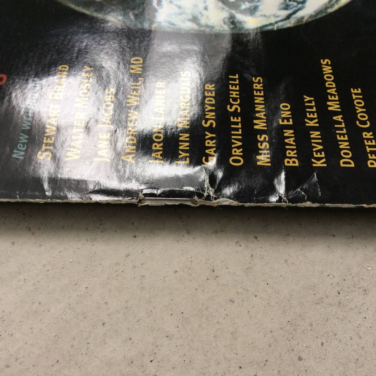 Edition WHOLE EARTH CATALOG 1968 / Whole Earth Winter 1998 Edition WHOLE EARTH CATALOG 1968 / Whole Earth Winter 1998