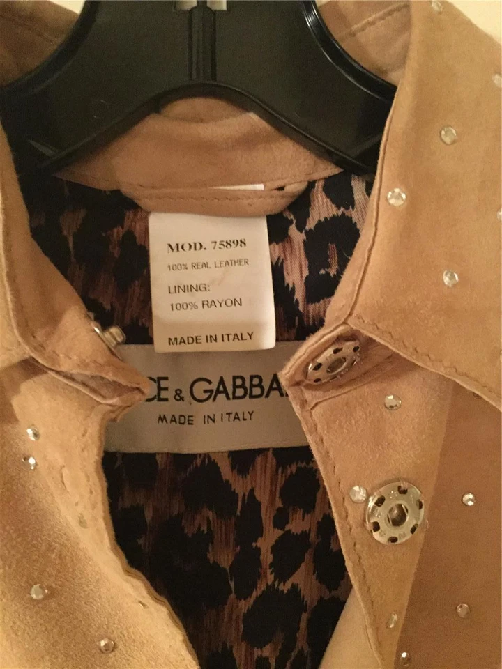 Chaqueta Dolce & Gabbana Gamuza y Cristal Talla 38 Excelente Estado $1995 Foto 2 de 4