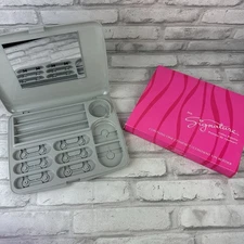 MARY KAY Color Palette Large Compact Signature 9071 Gray Refillable Makeup Case