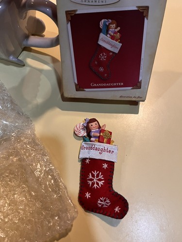 Hallmark Keepsake 2005 NIETA Medias Adorno de Navidad QXG4692 - Imagen 3 de 3