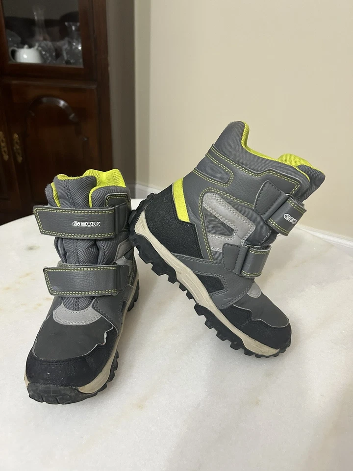 Boys waterproof winter  boots Geox  Himalayan  Size 13( Kids) - Image 3 of 4
