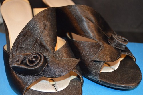 BLACK SATIN MULES SHOES 9 J. Renee 2 1/2"Heels sexy NEW INNER SOLES Slip On VG+ - Picture 5 of 12