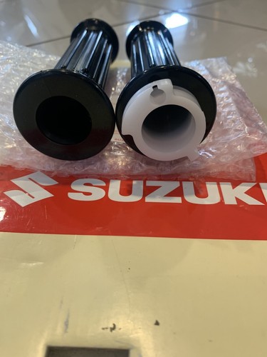 Genuine Suzuki Handlebar Throttle Grip Set TS50ER ZR50 X1 FZ50 - Picture 3 of 3