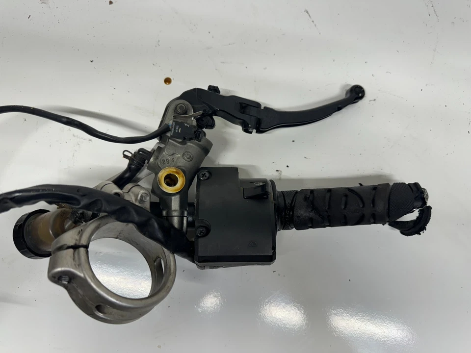2007-08 DUCATI 1098 OEM LEFT CLIP ON HANDLE HORN SIGNALS SWITCH SWITCHES DAMAGED - Image 3 of 4