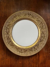 Heinrich & Co. Selb Bavaria Pattern HC425 Gold Rim Dinner Plate 10 7/8” (1930s)