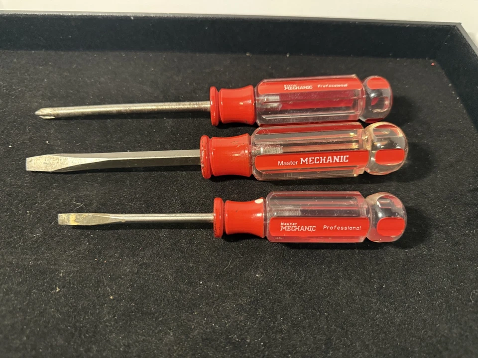 Master Mechanic Screwdrivers, set of 3 - Image 2 of 2