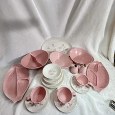 Vintage Metlox Vernonware TICKLED PINK 26pc Set w/ Relish Trays Casserole Chips