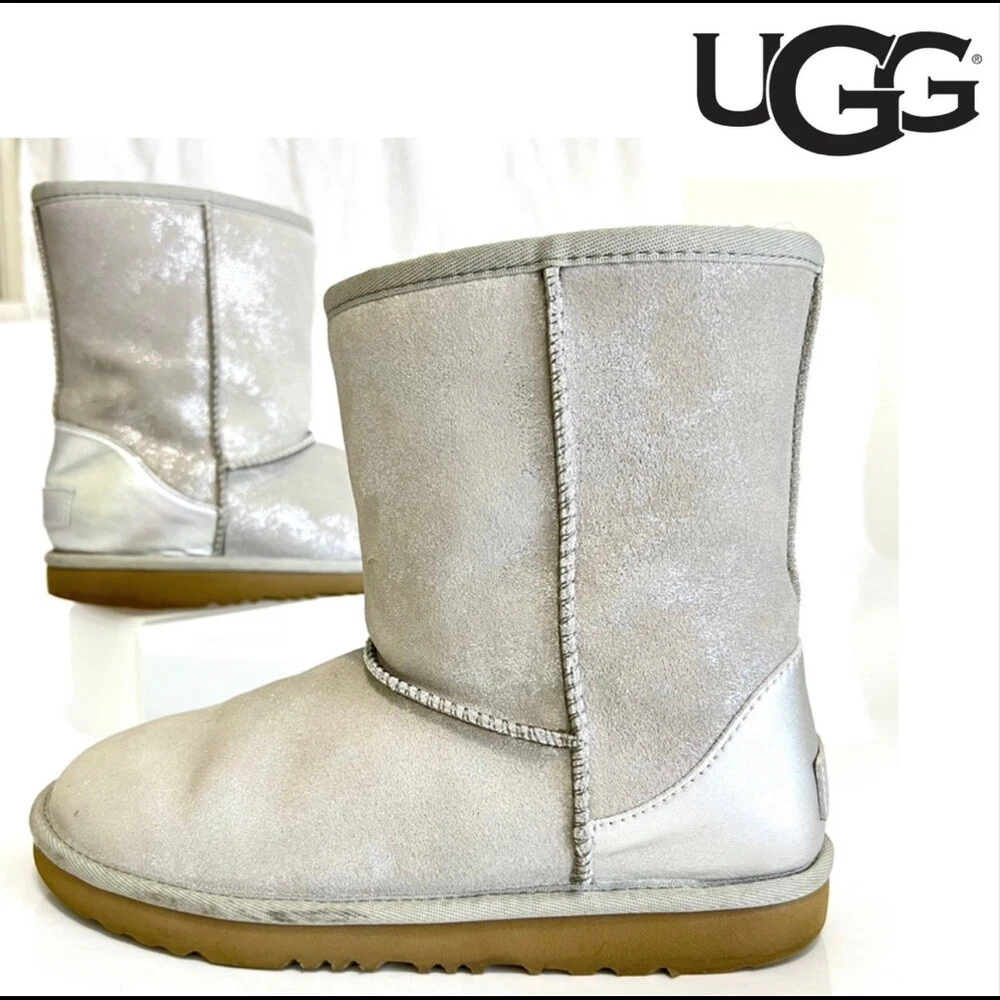 UGG Size 5 Metallic Silver Boot