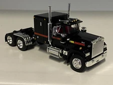 DCP Black Magnum Mack Superliner w/ Bunk tractor 1/64 new no box