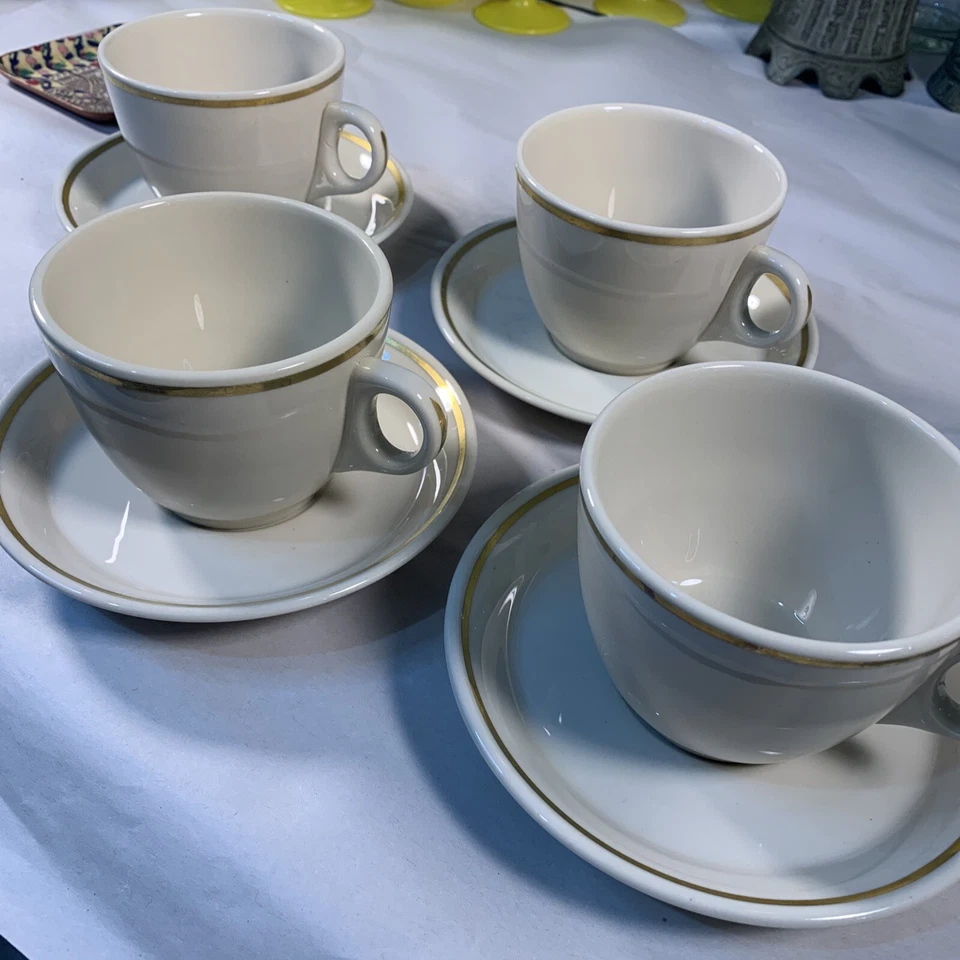 4 件套老式咖啡杯和茶壶 MAYER GOLD TRIM MADE IN BEAVER FALLS,PA — 第 2/4 张图片