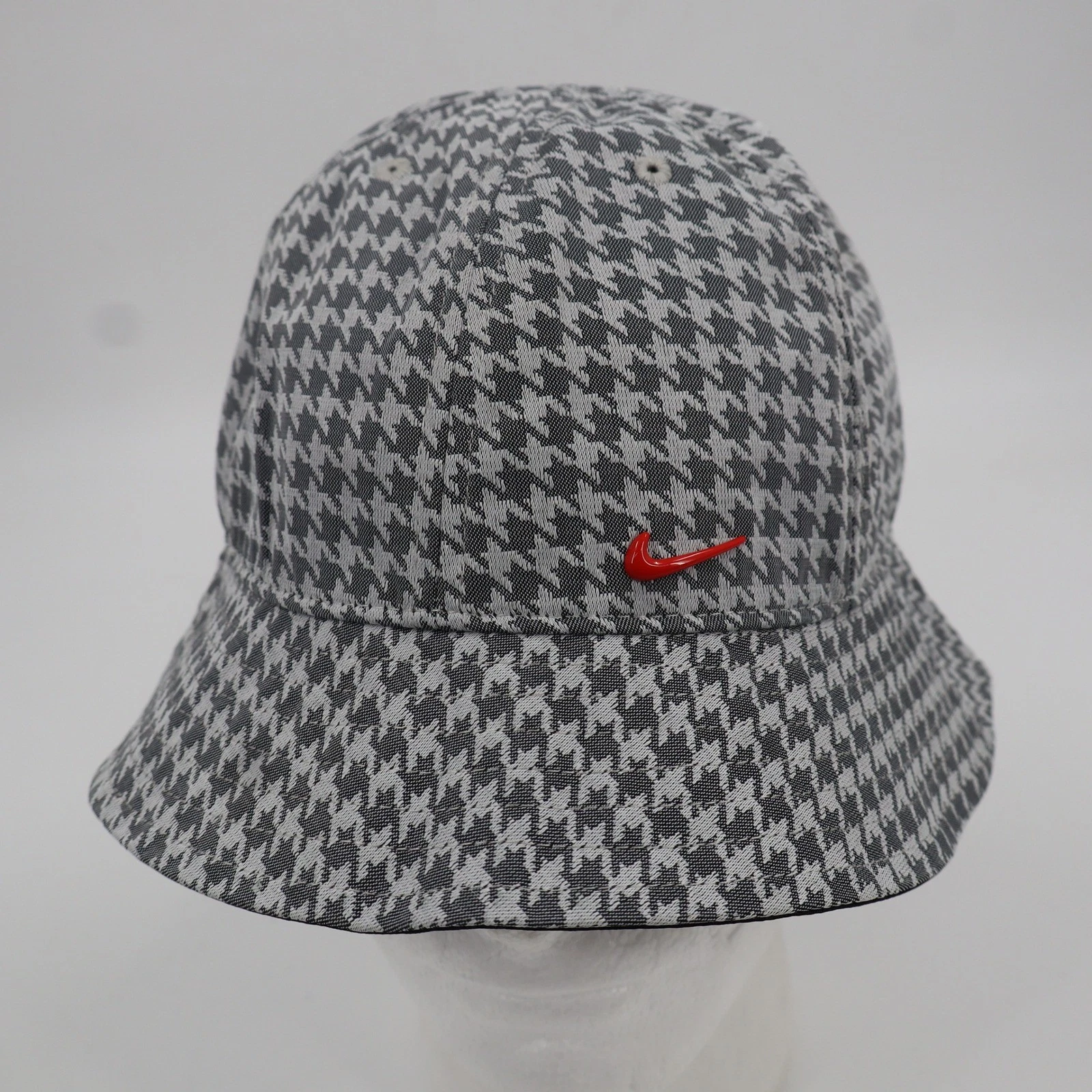 Nike Bucket Hat Houndstooth Grey White Red Swoosh Logo ML Unisex Streetwear NWOT