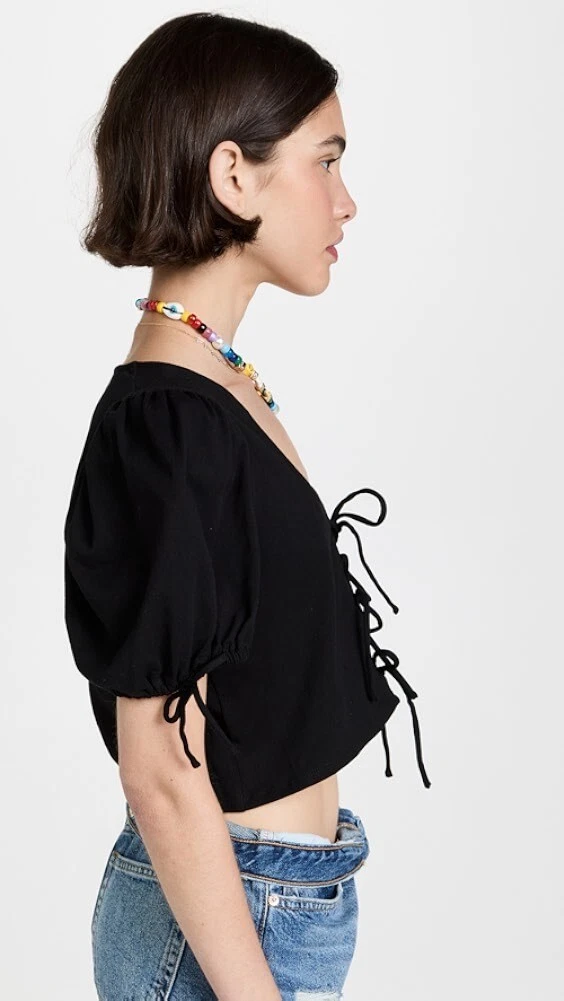 black puff sleeve tie front crop top
