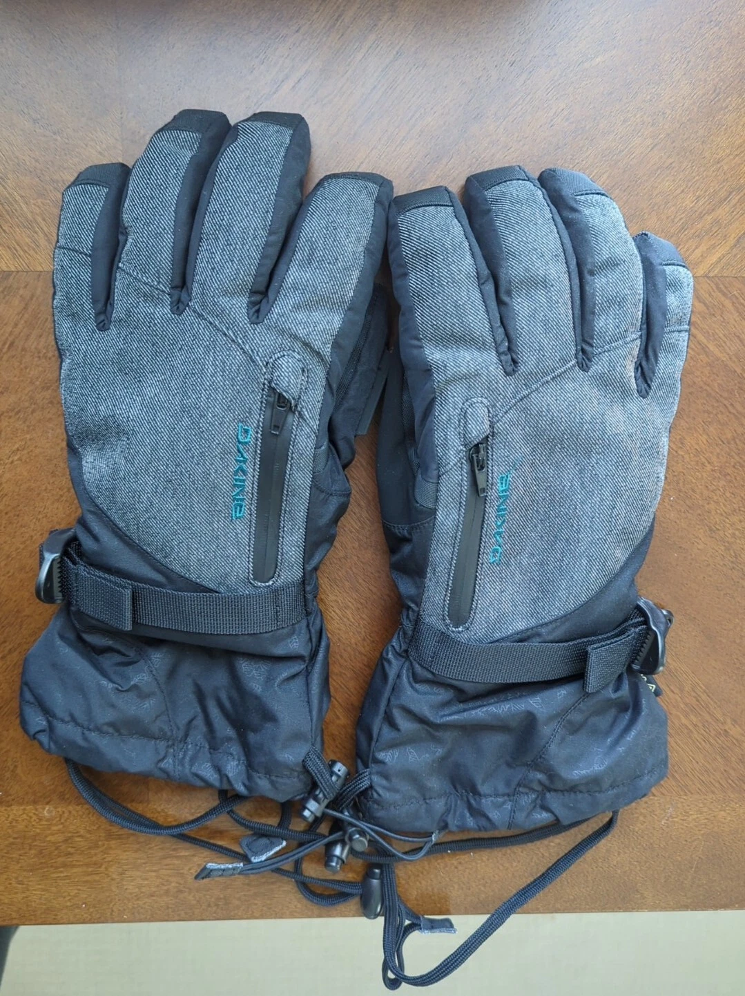 Dakine Winter Women's Gloves. Size S.