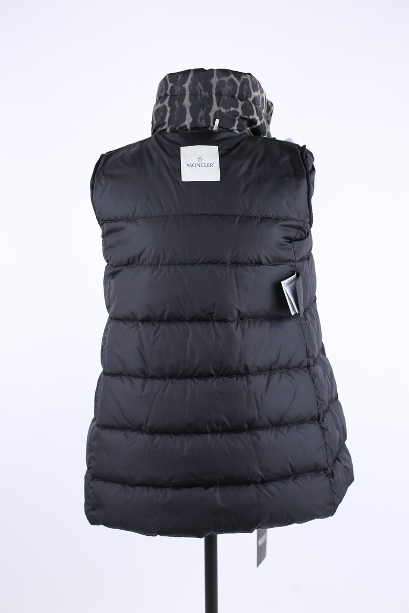 NWOT Moncler Torcelle Down Coat SZ 0/XS Black w/ Animal NWOT Moncler Torcelle Down Coat SZ 0/XS Black w/ Animal