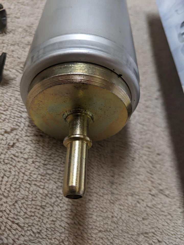 Spectra Premium Industries SP1121 - Bomba de combustible eléctrica Foto 2 de 4