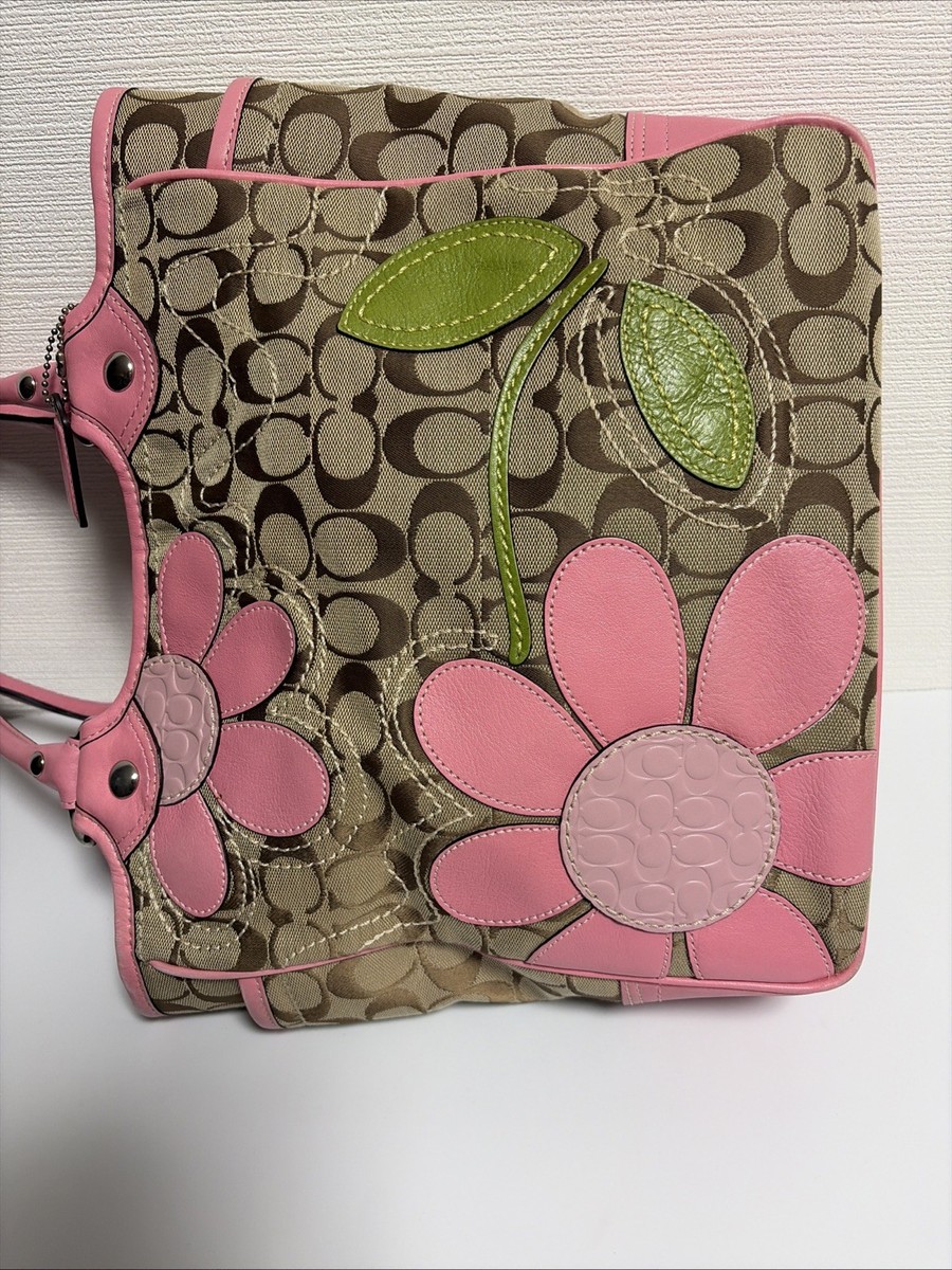 Coach F14724 Limited Edition Signature Bleecker Daisy Shoulder Bag