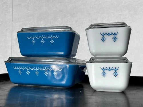 Vintage pyrex blue garland snowflake refrigerator dishes set lid 0503 0502 501