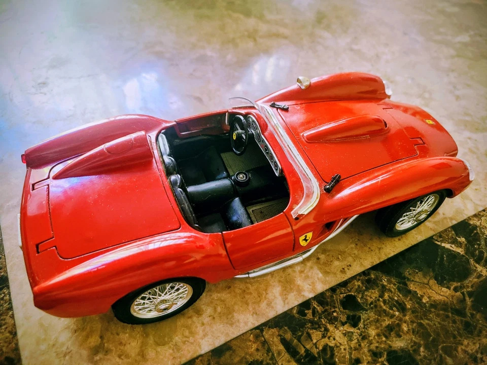 复古 1: 18 比例 BBurago 1957 法拉利 250 Testa Rossa - 3007 意大利制造 — 第 4/4 张图片