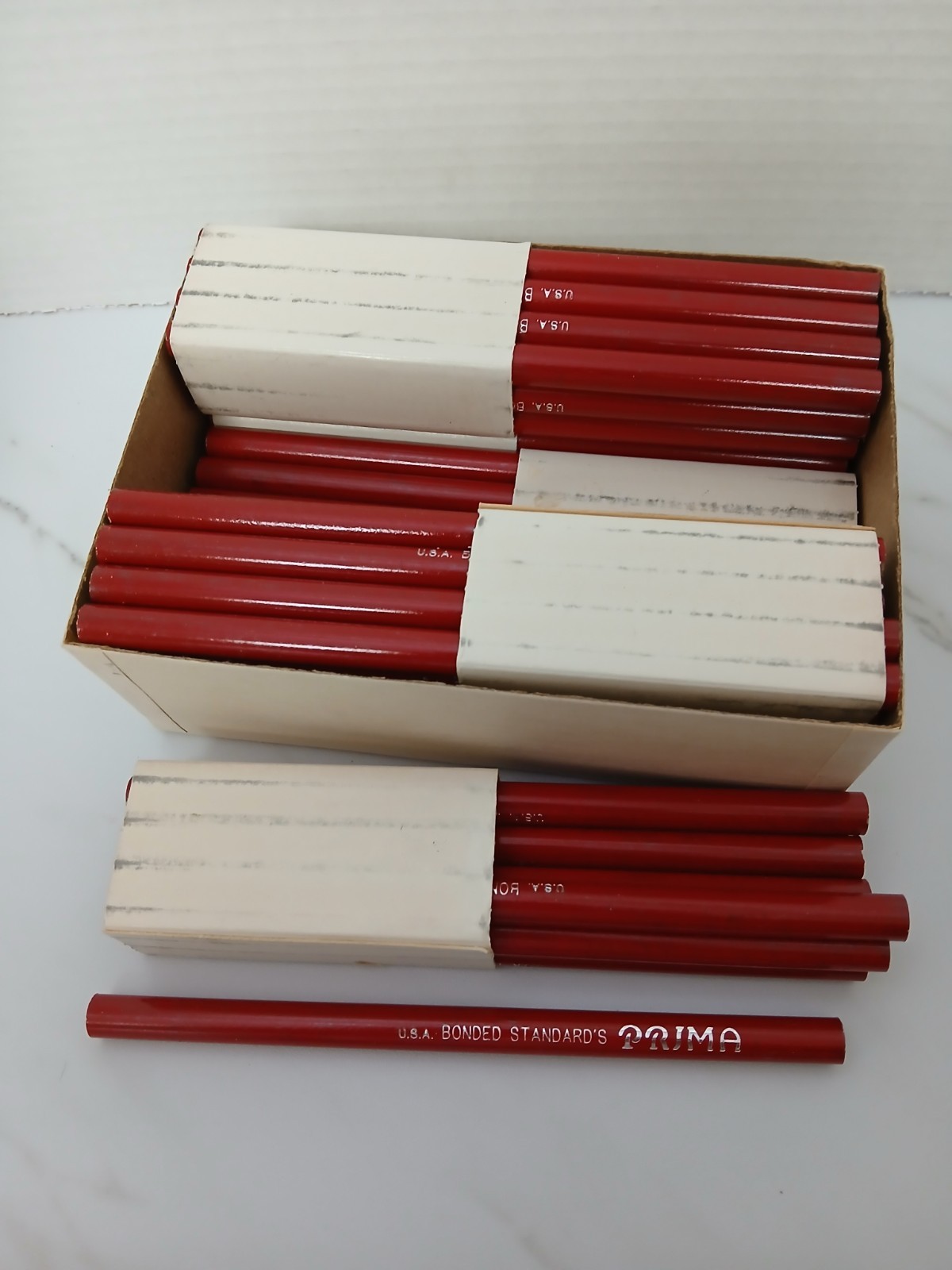 S 6 Dozen Lot  *read* Vintage Im9 Black Lead/red