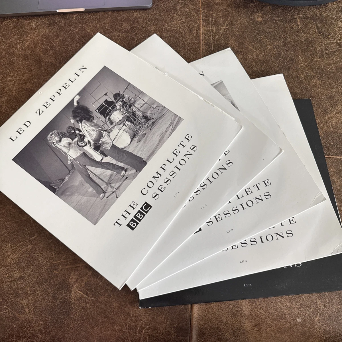 【週末割】LED ZEPPELIN 紙ジャケCD10タイトルとBBCライヴ Led Zeppelin - The Complete BBC Sessions | Amazon.com.br