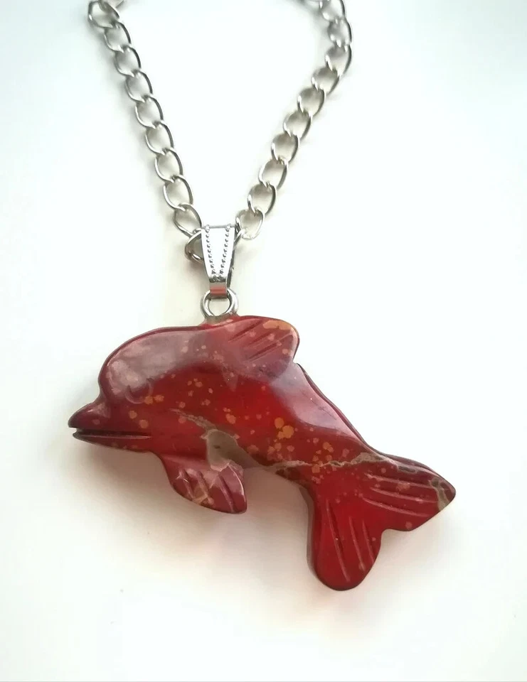 COLLANA DELFINO IN ARGENTO CON CIONDOLO DIASPRO ROSSO NATURALE SCOLPITO A MANO - Immagine 4 di 4