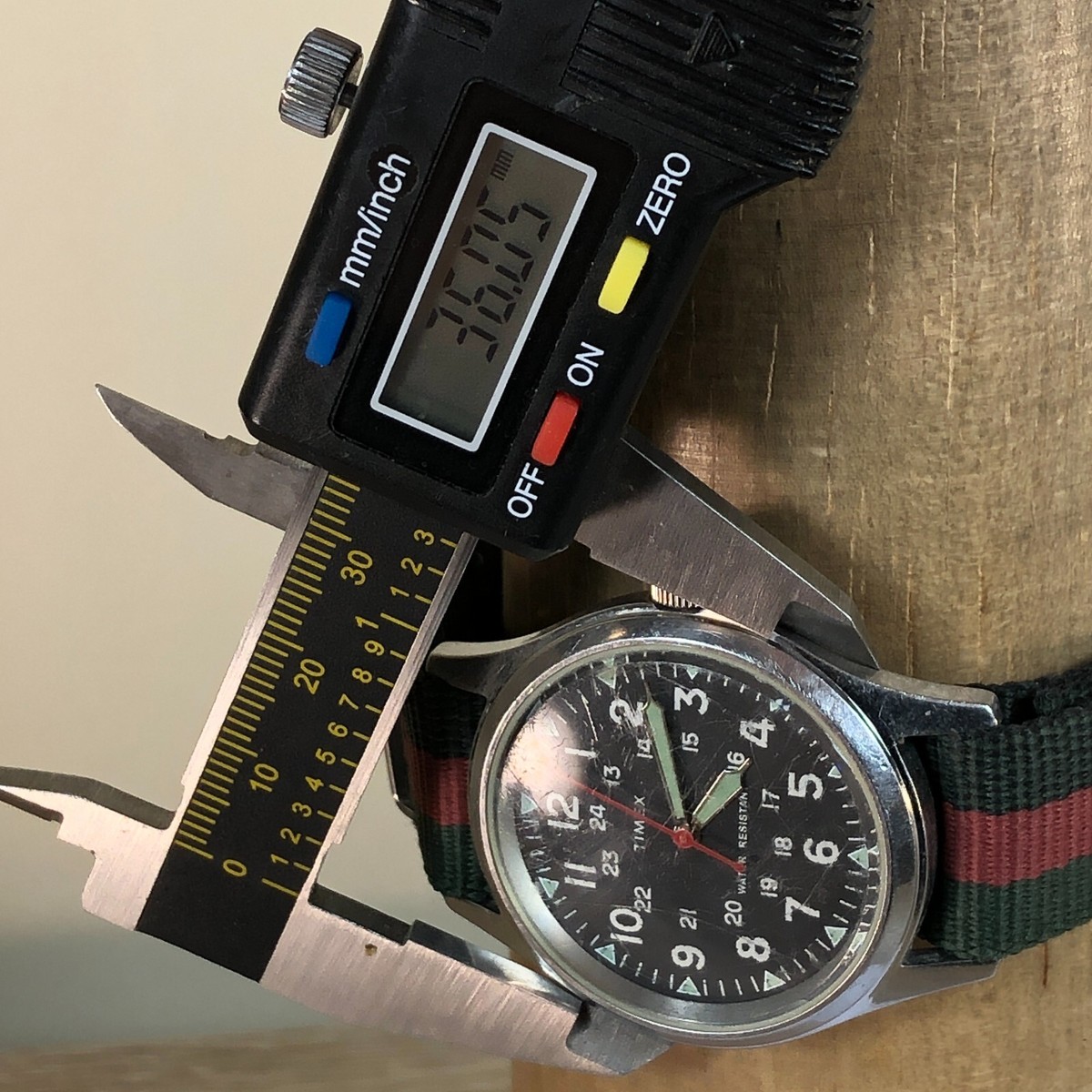 Timex Men J Crew Military Field CIRCA 2008 Nylon Strap 36mm Timex Men J Crew Military Field CIRCA 2008 Nylon Strap 36mm