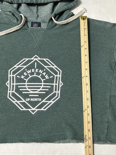 Sudadera para mujer Keweenaw UP North verde recortada con capucha manga larga pequeña - Imagen 3 de 9