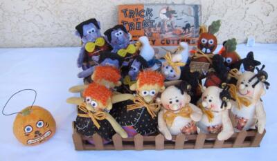 17+ Hannas Handiworks Halloween 5'' Ornaments Cat Frankenstein Dracula Ghost More