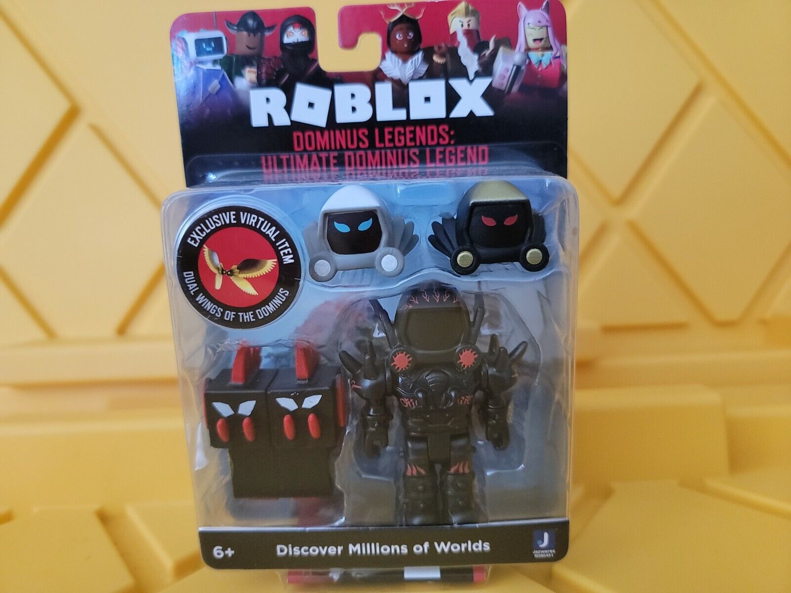 Dominus Legends: Ultimate Dominus - ROBLOX figure