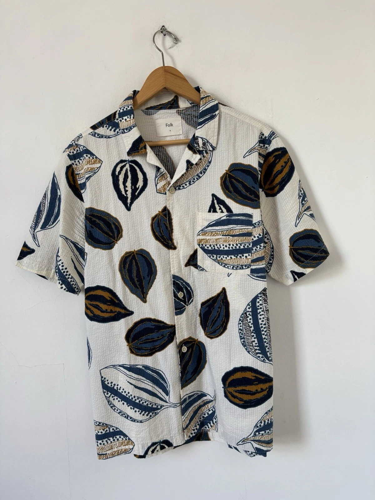 Folk White Seersucker Leaf Print Shirt Size 4 Large Cuban Collar