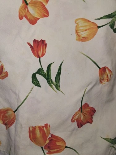 1940s Table Cloth Cotton. 60" rectangle. Rare, Tulips, Cottage Core