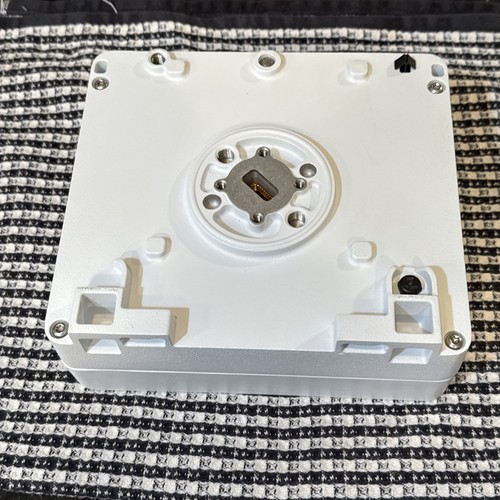 Ericsson MINI-LINK 6363 UKL 402 11/03L R4B 20220426 - Foto 3 di 12
