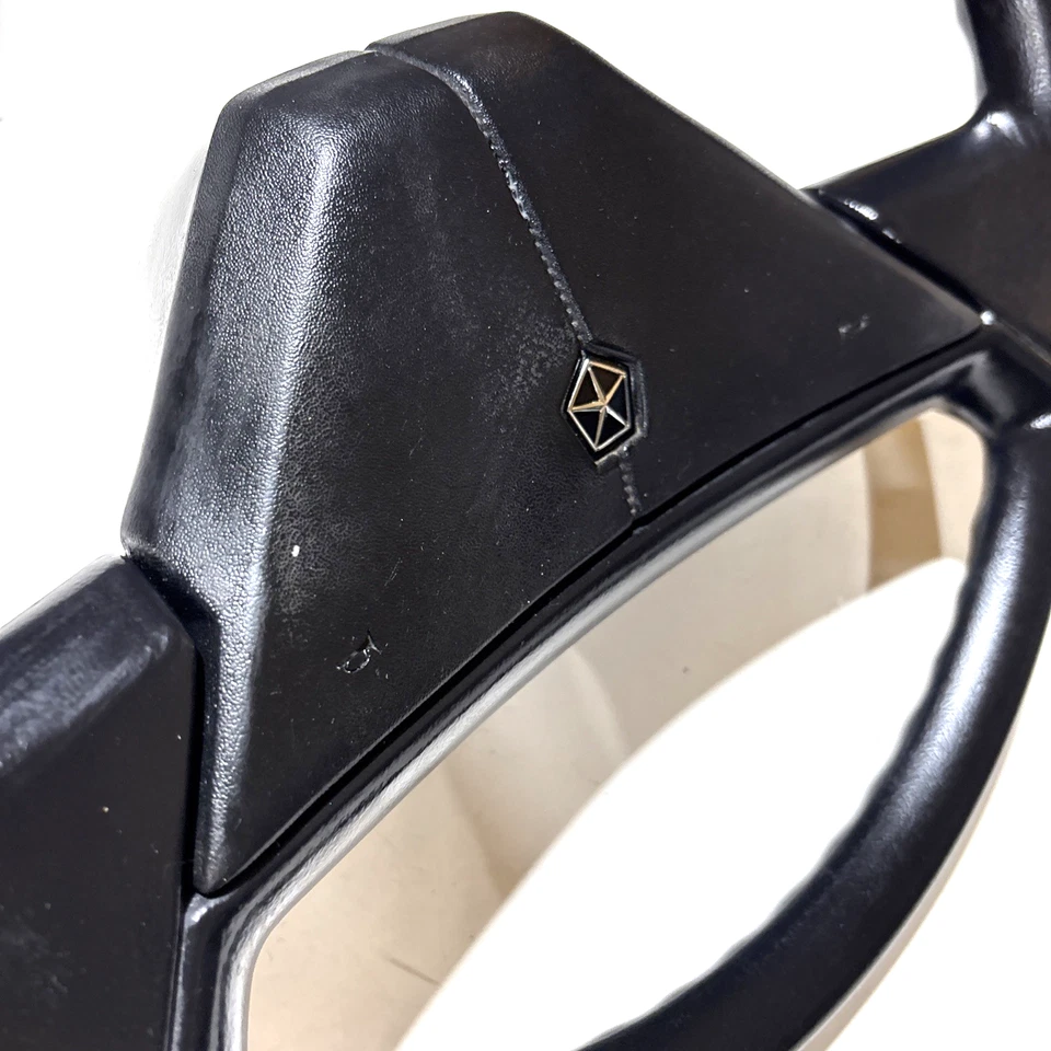 Dodge D-Series 1982-1992 (Ram) volante con bocina (OEM) Foto 4 de 4