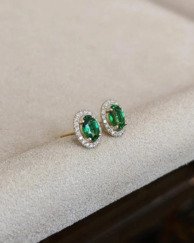 5.00 Ct Oval Cut Natural Green Emerald Diamond Earring Stud 14K Real Yellow Gold - Image 3 of 4