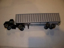 SANBORNS 2002 TRACTOR TRAILER DIECAST WINROSS TRUCK