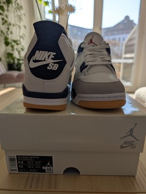 Nike SB x Air Jordan 4 Retro Navy DS - EU 42 / US 8.5 - NEW (DS)