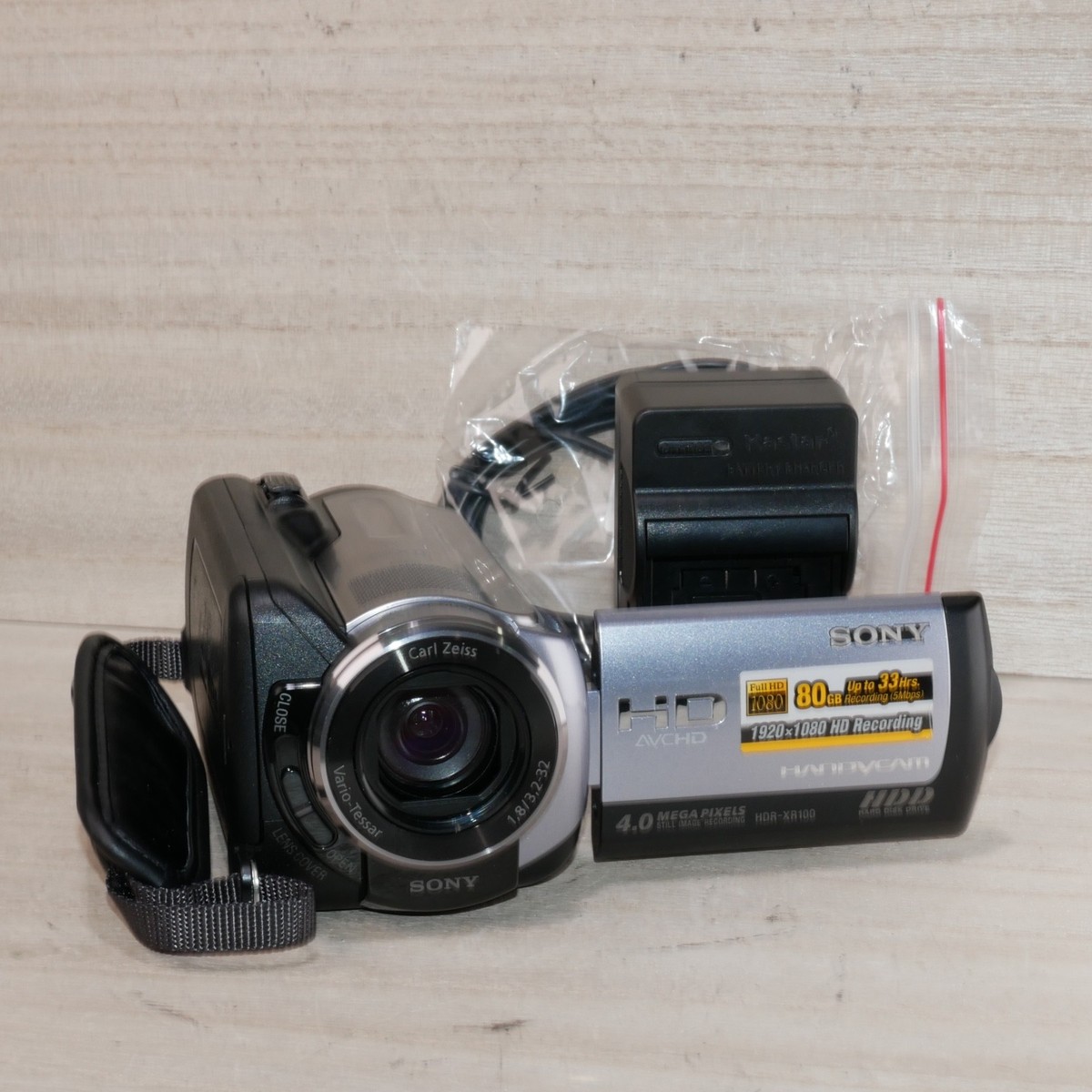 SONY HDR-XR100 HDビデオカメラレコーダー ソニー ハンディカム 414kF2wtr7L._SS200_.jpg