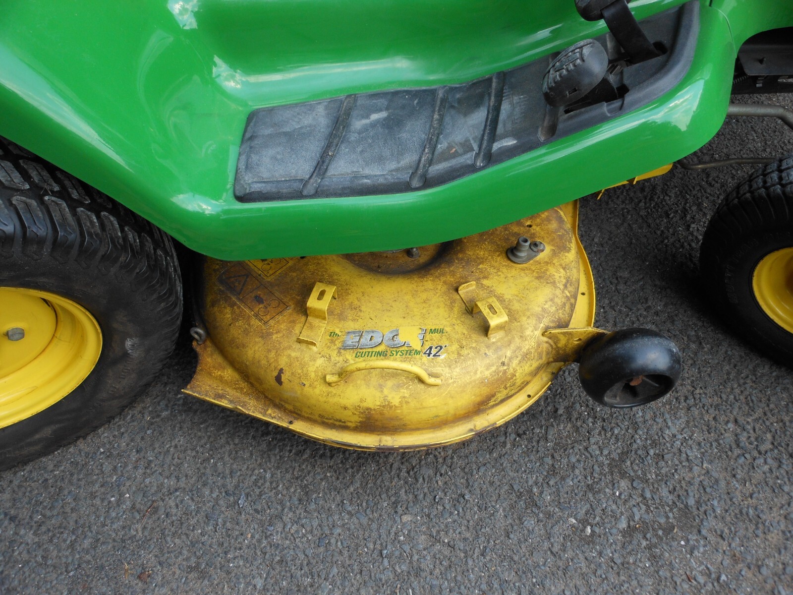 John Deere X304 ride on mower eBay