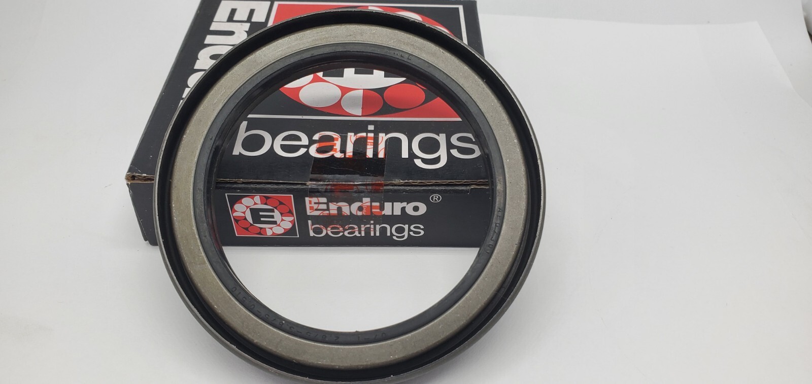 370150A National wheel cassette unitized seal truck trailer Enduro