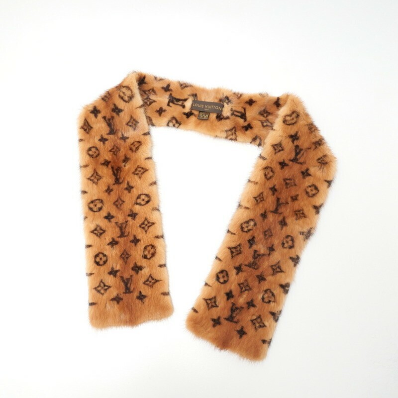 Louis Vuitton M72245 Escharp Vizon Mink Monogram Fur Scarf